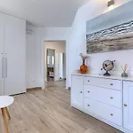 Lucia By Interhome * 우마그