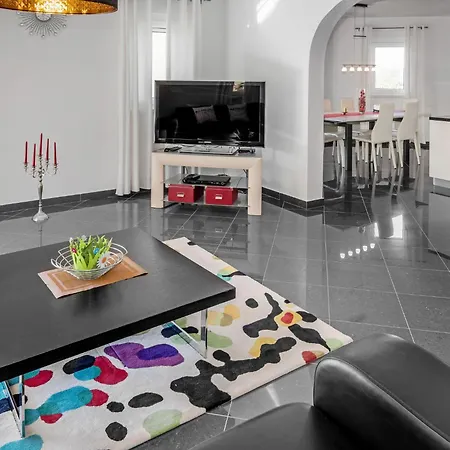 Lucia By Interhome *