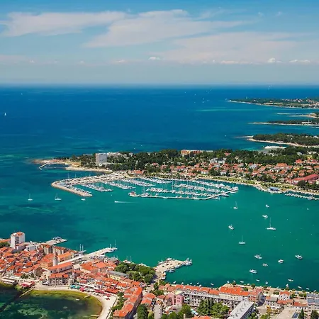 Lucia By Interhome *