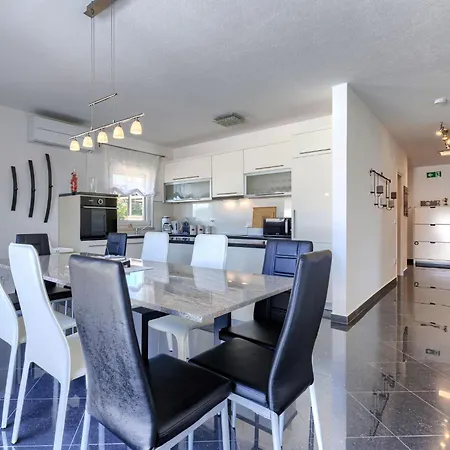 Vikendica Lucia By Interhome Umag