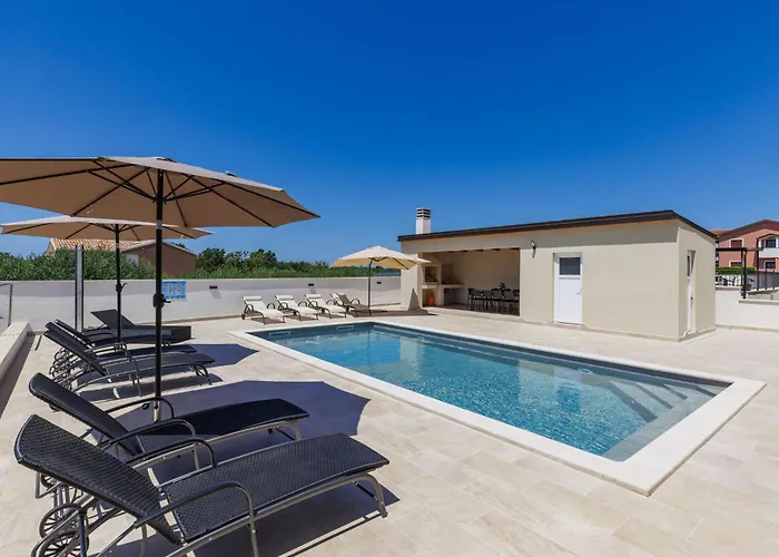 Lucia By Interhome Vikendica Umag