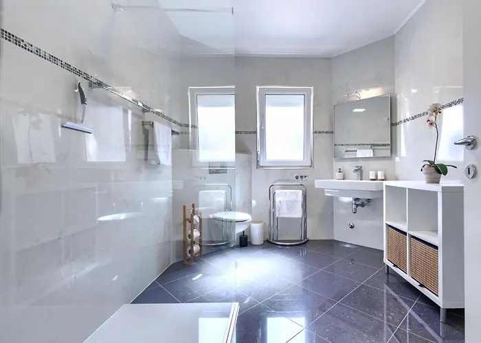 Lucia By Interhome Vikendica Umag