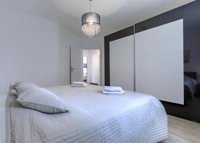 Lucia By Interhome Umag